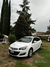 Opel Astra 1.7 CDTI 110CV Sports Tourer Cosmo