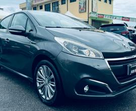 Peugeot 208 PureTech 82 5 porte Allure