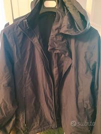 Giaccone impermeabile tech