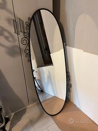specchio ovale nero