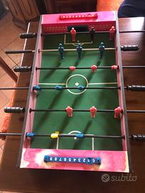 Biliardino da tavolo
