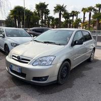 TOYOTA Corolla 1.4 16V 5 porte Sol