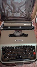 Macchina da scrivere Olivetti lettera 22