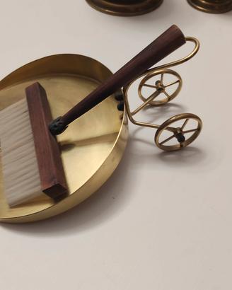 raccogli briciole e schiaccianoci in ottone