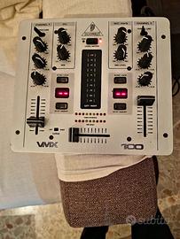 Mixer Behringer 