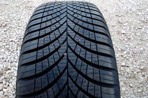 CERCHI E GOMME 18 ORIGINALI JEEP COD:17