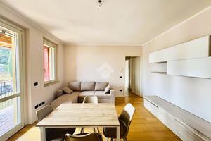 2 LOCALI A CORTE FRANCA