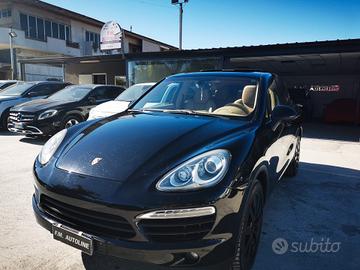 Porsche Cayenne 3.0 Diesel TETTO 2011