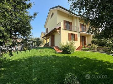 Villa singola Robecco sul Naviglio