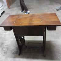 Macchina da cucire anni 40