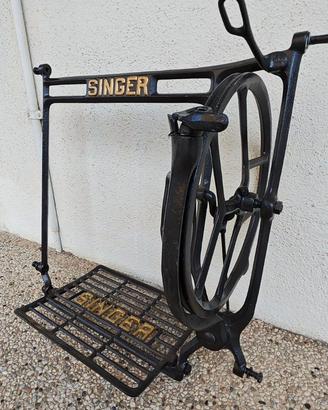 Carrello Singer vintage per macchina da cucire