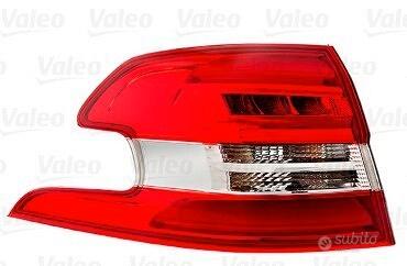 Fanale Posteriore Sinistro Esterno Peugeot 308 SW 