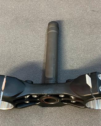 Piastra sterzo NUOVA Ducati scrambler