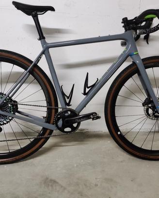 Gravel Open  Wide tg M force roval 