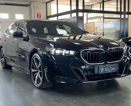 BMW 540 540d Touring 48V xdrive MSport auto