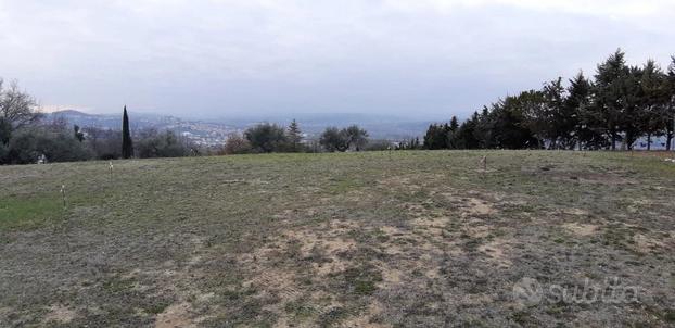 Terreno con vista panoramica