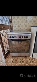 Cucina Indesit elettrica+gas