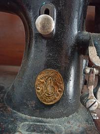 Antica macchina da cucire singer