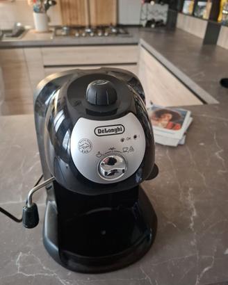 Machina del caffè De Longhi EC 201