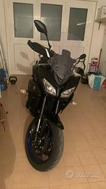 YAMAHA TRACER 900