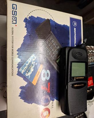 Motorola International 8700
