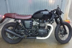 Triumph Bonneville T100 Black 2008 – Café Racer –