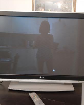 LG TV 43" Plasma screen