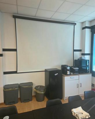 Telo Proiettore 240x200 +Supporto da soffitto
