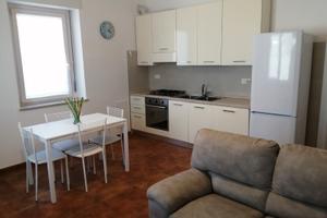 Trilocale, Nazionale Adriatica Sud, Piano Terra