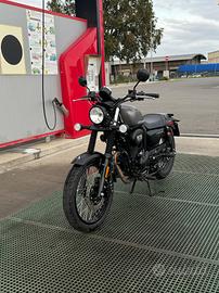 Motron Revolver 125 - 2023