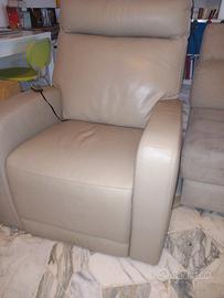 Poltrona con alzata assistita poltronesofa