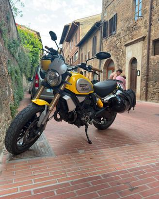 Ducati Scrambler 1100cc Yellow