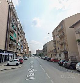 Bilocale via barbera 550 spese incluse