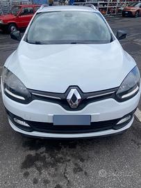 Megane 1.5 dCi 95CV SporTour Limited Autocarro
