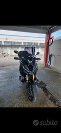 Honda x-adv 750