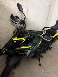 Benelli trk 702x