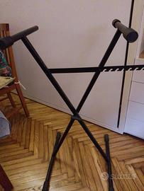 piedistallo per tastiera musicale 