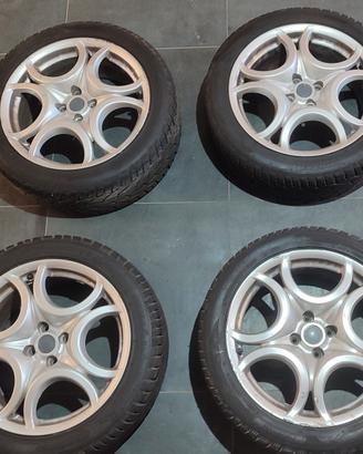 4 gomme complete di cerchio 