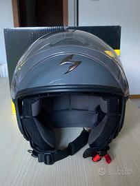 Casco jet