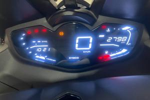 Scooter xciting 400 vs