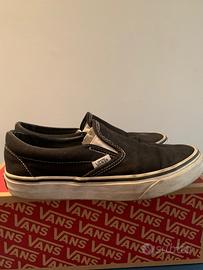 Scarpe Vans Classic Slip on 