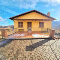 VILLA SINGOLA A FABBRICA CURONE