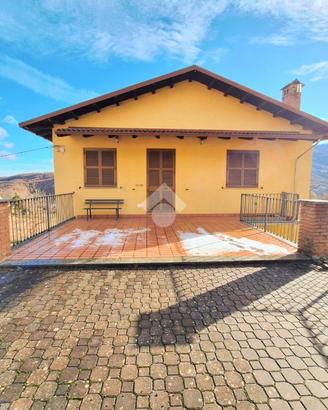 VILLA SINGOLA A FABBRICA CURONE
