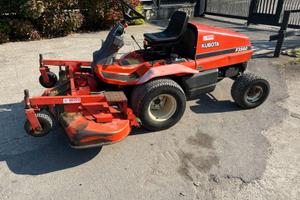 T49 - Tagliaerba 4x4 kubota f3560