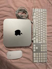 Mac Mini 2014 (con Tastiera e Mouse Apple)