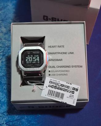CASIO G-Shock GM-5600-1JR 
