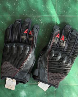 Guanti moto DAINESE