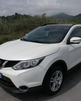 Nissan Qashqai Tekna 1.6 dCi 130 CV Xtronic auto