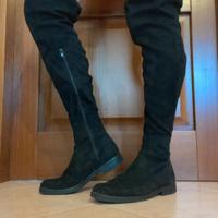 Stivali alti fino al ginocchio