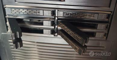 6xBay 5.25" SATA hotplug 2.5" SSD